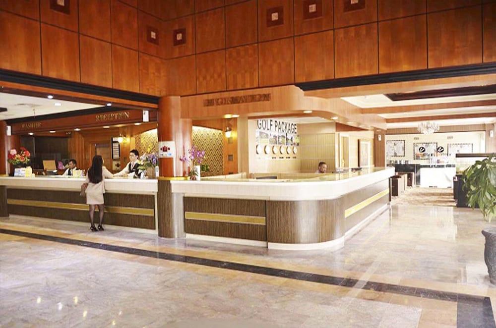 Formosa Hotel Batam Eksteriør bilde