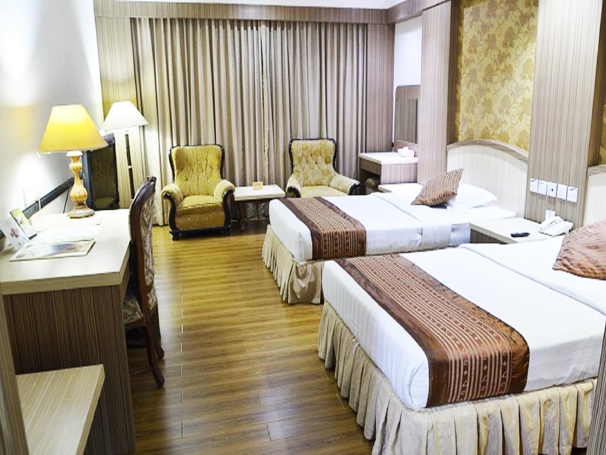 Formosa Hotel Batam Eksteriør bilde