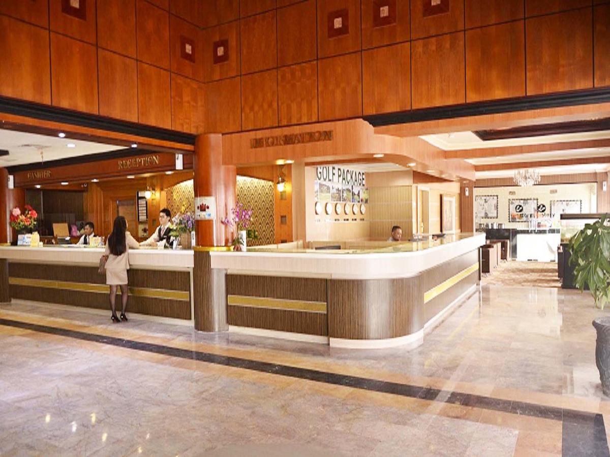 Formosa Hotel Batam Eksteriør bilde
